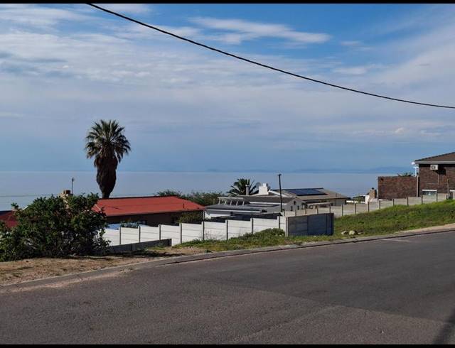 LAND FOR SALE IN DA GAMA BAY